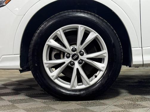 2021 Audi Q3 45 S line Premium