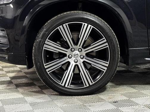 2022 Volvo XC90 T6 Inscription