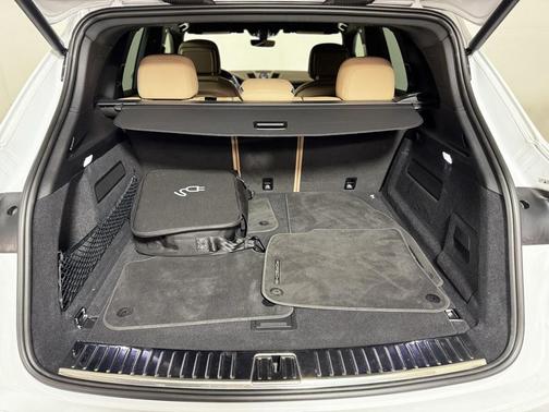 2022 Porsche Cayenne Cayenne