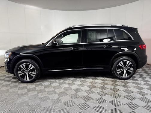 2025 Mercedes-Benz GLB 250 4MATIC