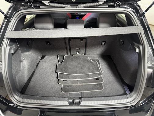2024 Volkswagen Golf GTI 2.0T S DSG