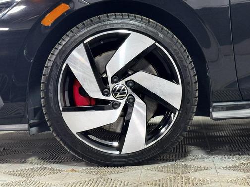 2024 Volkswagen Golf GTI 2.0T S DSG