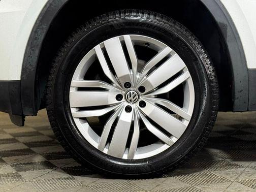 2020 Volkswagen Atlas 2.0T SE w/Technology