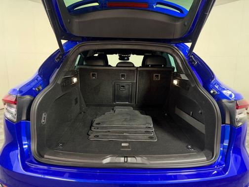 2023 Maserati Levante Modena