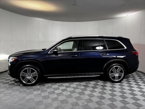 2022 Mercedes-Benz GLS 450 4MATIC