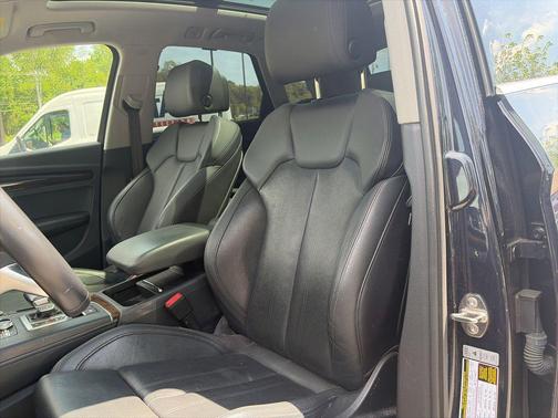Moonlight Blue 2019 Audi Q5 2.0T Premium Plus
