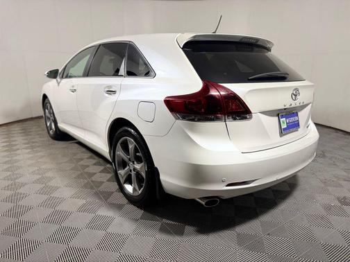 Blizzard Pearl 2015 Toyota Venza Limited