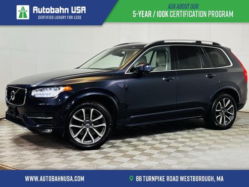 2017 Volvo XC90 T6 Momentum