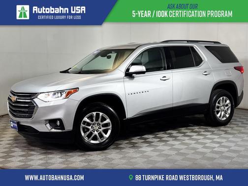 2021 Chevrolet Traverse LT Cloth