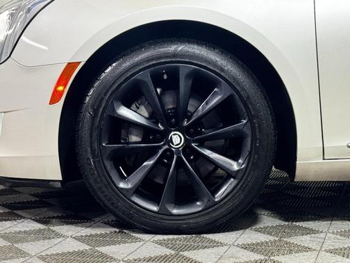 2013 Cadillac XTS Luxury