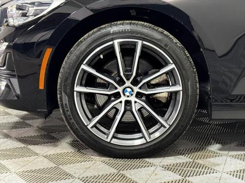 2022 BMW 330 xDrive