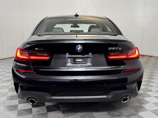2022 BMW 330e Base