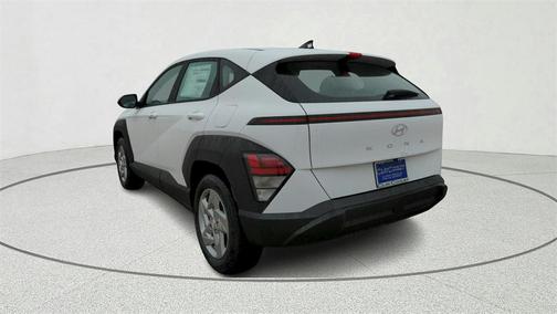 2025 Hyundai KONA SE