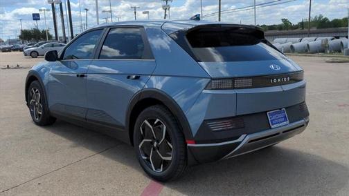 2025 Hyundai IONIQ 5 SEL