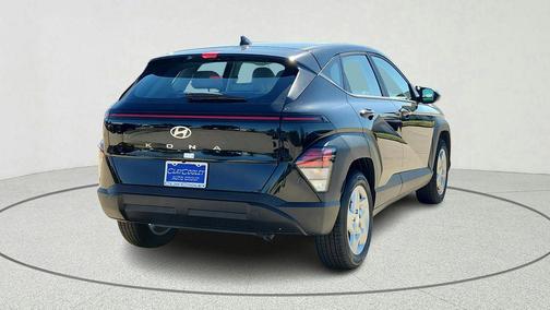 Abyss Black Pearl 2026 Hyundai KONA SE