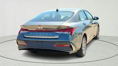 2026 Hyundai ELANTRA HEV Blue