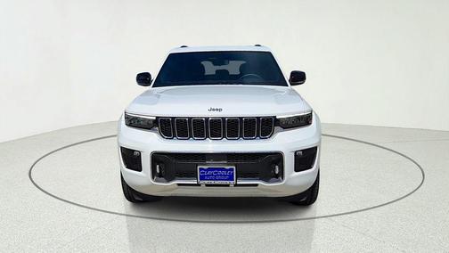 Bright White Clearcoat 2023 Jeep Grand Cherokee Overland