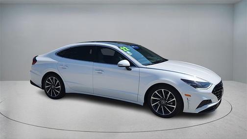 2022 Hyundai SONATA Limited