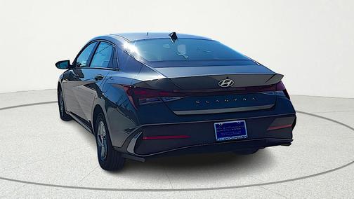 Amazon Gray 2026 Hyundai ELANTRA SE