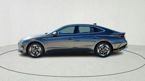 2026 Hyundai SONATA SEL