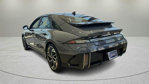 2025 Hyundai IONIQ 6 SEL