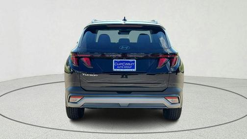 Phantom Black 2026 Hyundai TUCSON SEL