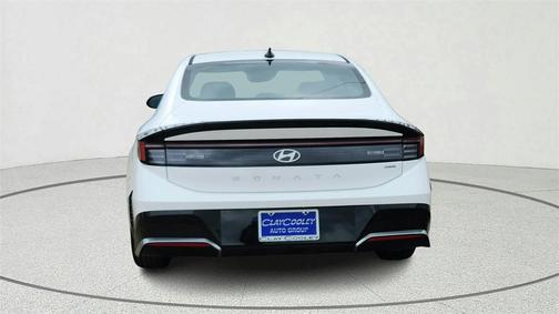 2025 Hyundai SONATA Hybrid SE