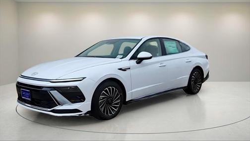 2025 Hyundai SONATA Hybrid SE