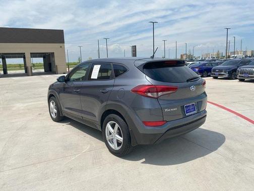2018 Hyundai TUCSON SE