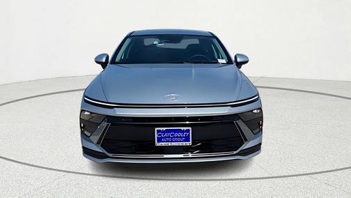 2026 Hyundai SONATA Hybrid Base