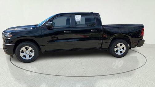 Diamond Black Crystal Pearlcoat 2025 RAM 1500 Tradesman