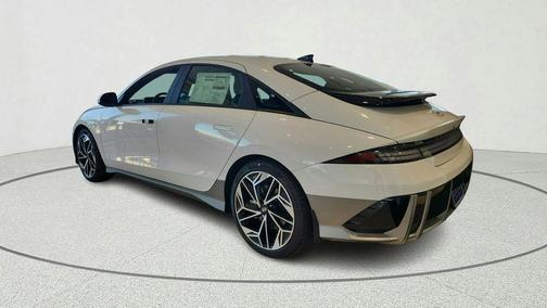 2025 Hyundai IONIQ 6 SEL