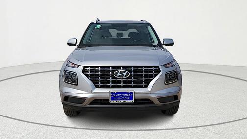 Shimmering Silver 2026 Hyundai VENUE SEL