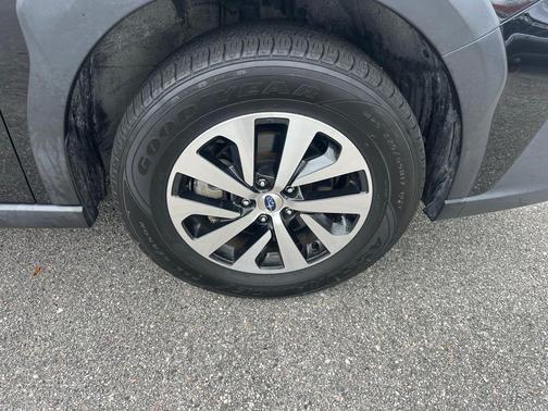 2023 Subaru Outback Base