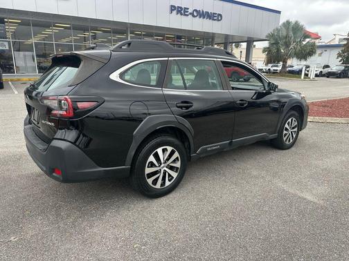 2023 Subaru Outback Base