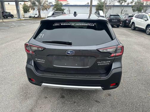 2025 Subaru Outback Touring XT