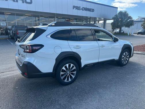 2023 Subaru Outback Touring XT