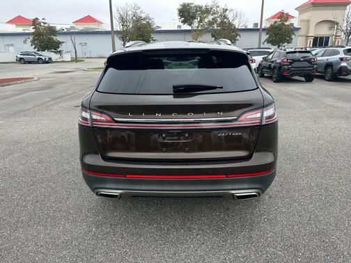 2020 Lincoln Nautilus Reserve