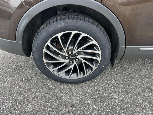 2020 Lincoln Nautilus Reserve