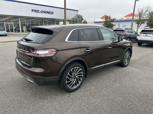 2020 Lincoln Nautilus Reserve