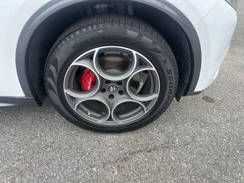 2022 Alfa Romeo Stelvio Ti