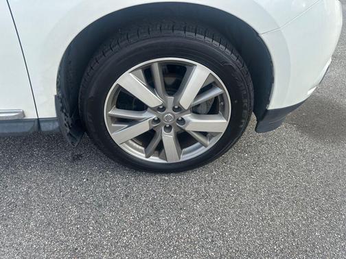 2015 Nissan Pathfinder Platinum