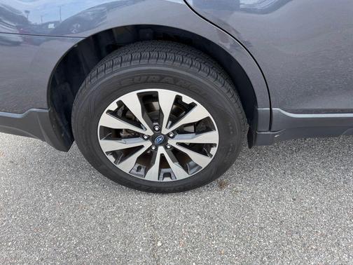 Carbide Gray Metallic 2016 Subaru Outback 2.5i Limited