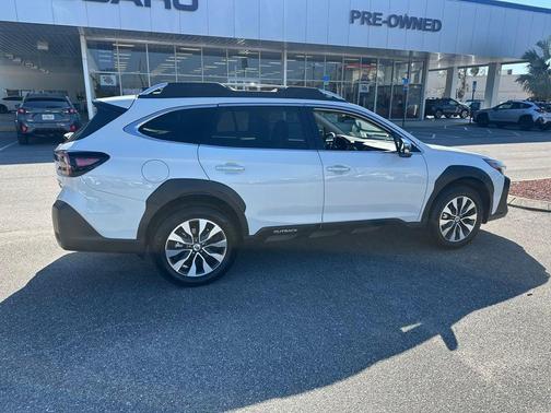 2025 Subaru Outback Touring XT