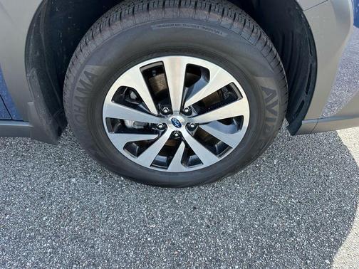 2025 Subaru Outback Limited XT