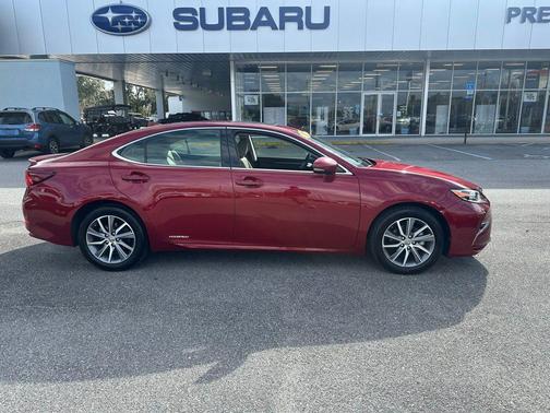 2017 Lexus ES 300h Base