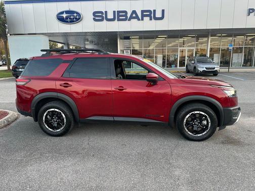 2024 Nissan Pathfinder Rock Creek 4WD