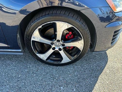2016 Volkswagen Golf GTI 2.0T S 4-Door