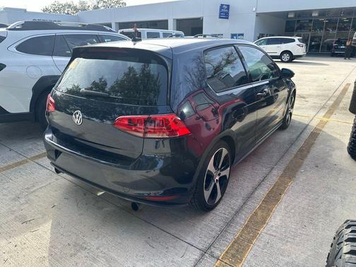 2016 Volkswagen Golf GTI 2.0T S 4-Door