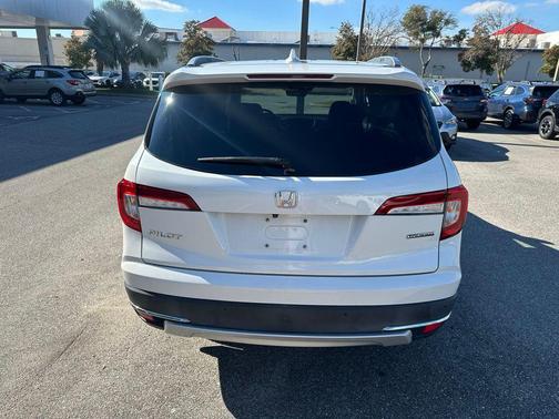 2021 Honda Pilot Touring 8-Passenger